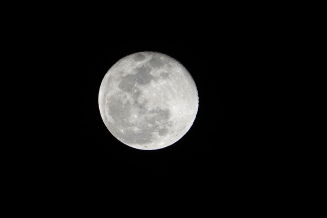 Moon-60.jpg