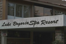 05a Lake Bogoria Spa Resort sign 1417