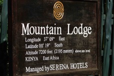 07a Mountain Lodge sign
